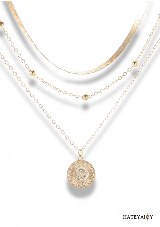 Collier Fin Multi -Rangs Avec Médaille<br>Lolyta